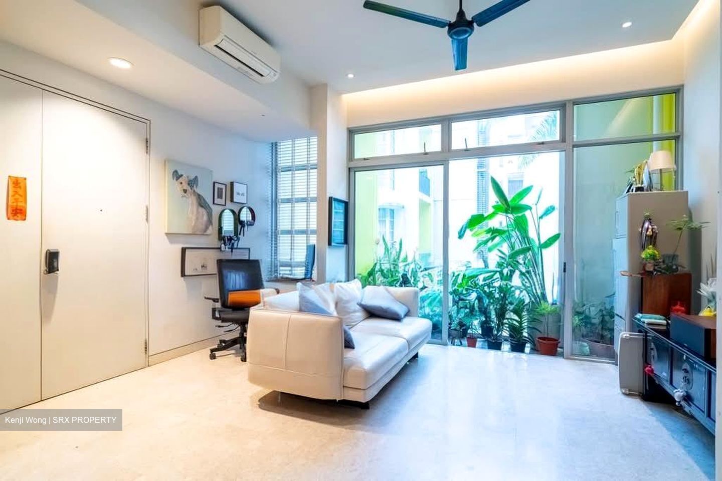 Lighthouse (D17), Condominium #561503121